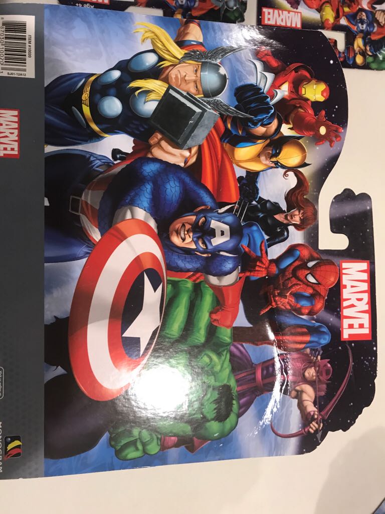 Monogram Marvel Deluxe Figures - 3 Pack Spiderman Wolverine And Captain America  action figure collectible - Main Image 2