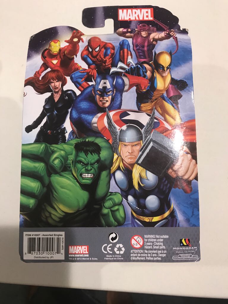 Monogram Marvel Deluxe Figures - Iron Man  action figure collectible - Main Image 2