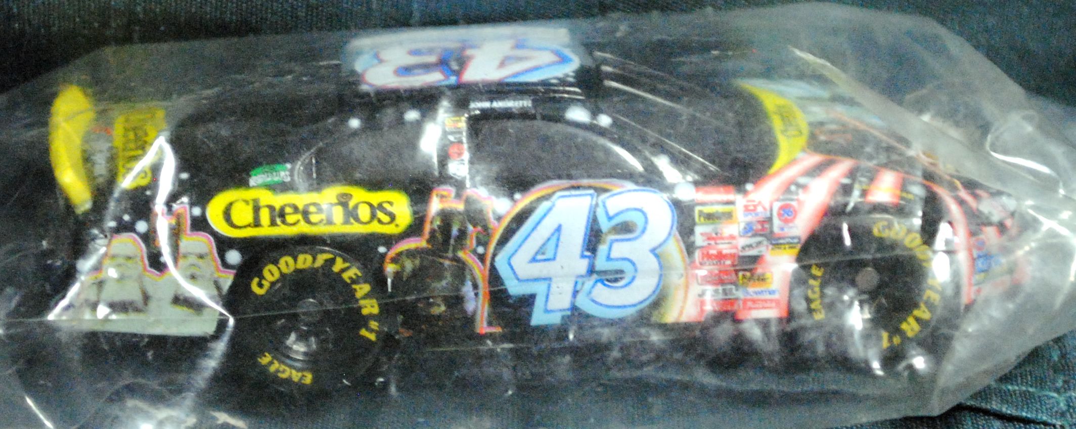 Nascar John Andretti #43 2002 Chevrolet Monte Carlo #1 Star Wars - Cheerios (NASCAR Star Wars) action figure collectible - Main Image 2