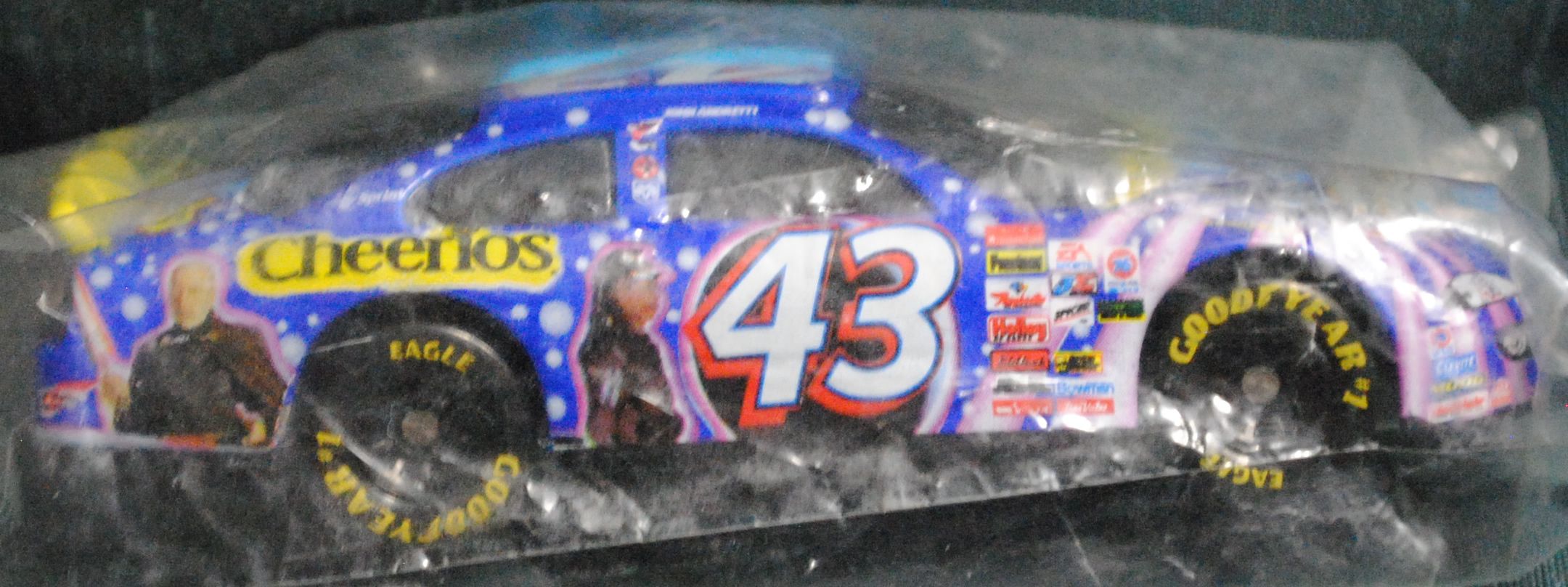 Nascar John Andretti #43 2002 Chevrolet Monte Carlo #3 Star Wars - Cheerios (NASCAR Star Wars) action figure collectible - Main Image 2