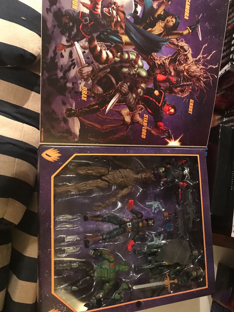 Guardians Of The Galazy Entertainment Earth Marvel Legends  action figure collectible - Main Image 2