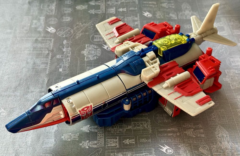 Transformers: Optimus Prime & Diac - Hasbro (Transformers Titans Return) action figure collectible - Main Image 3