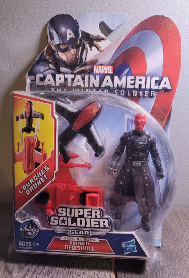 Marvel: Red Skull, Air Raid - Hasbro (Captain America: The Winter Soldier) action figure collectible - Main Image 3