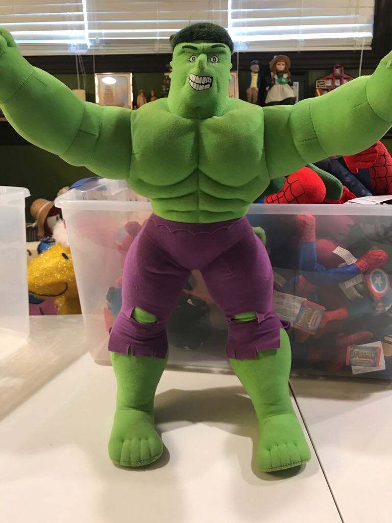 Kellytoy 18” Hulk Plush  action figure collectible - Main Image 1