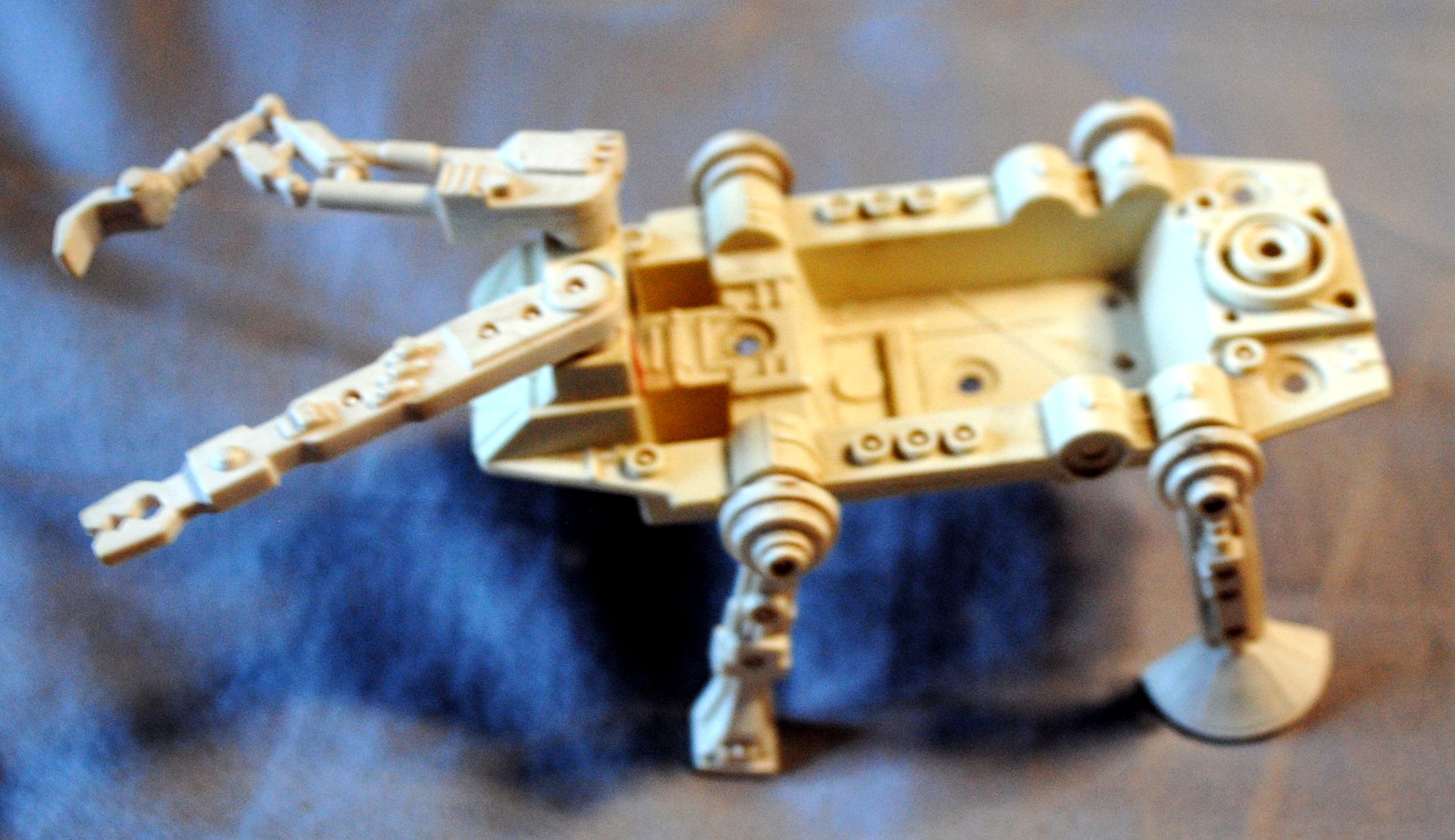 Droid Factory Kenner Quad-Pod Droid - Kenner (Star Wars Droid Factory) action figure collectible - Main Image 2