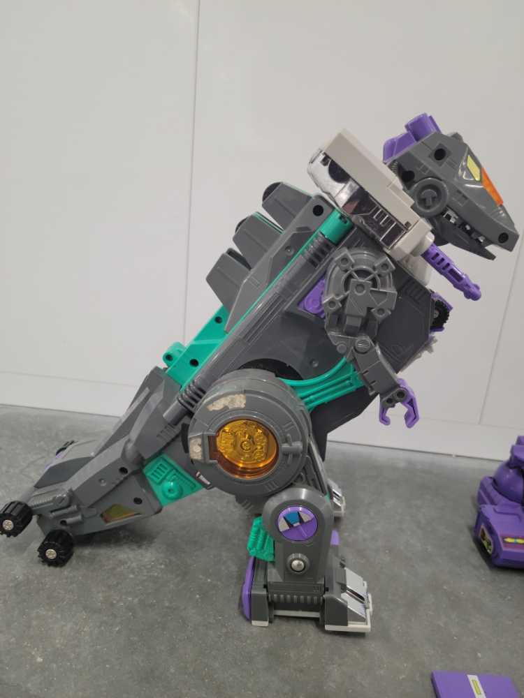 Trypticon  - Hasbro (The Transformers) action figure collectible - Main Image 3
