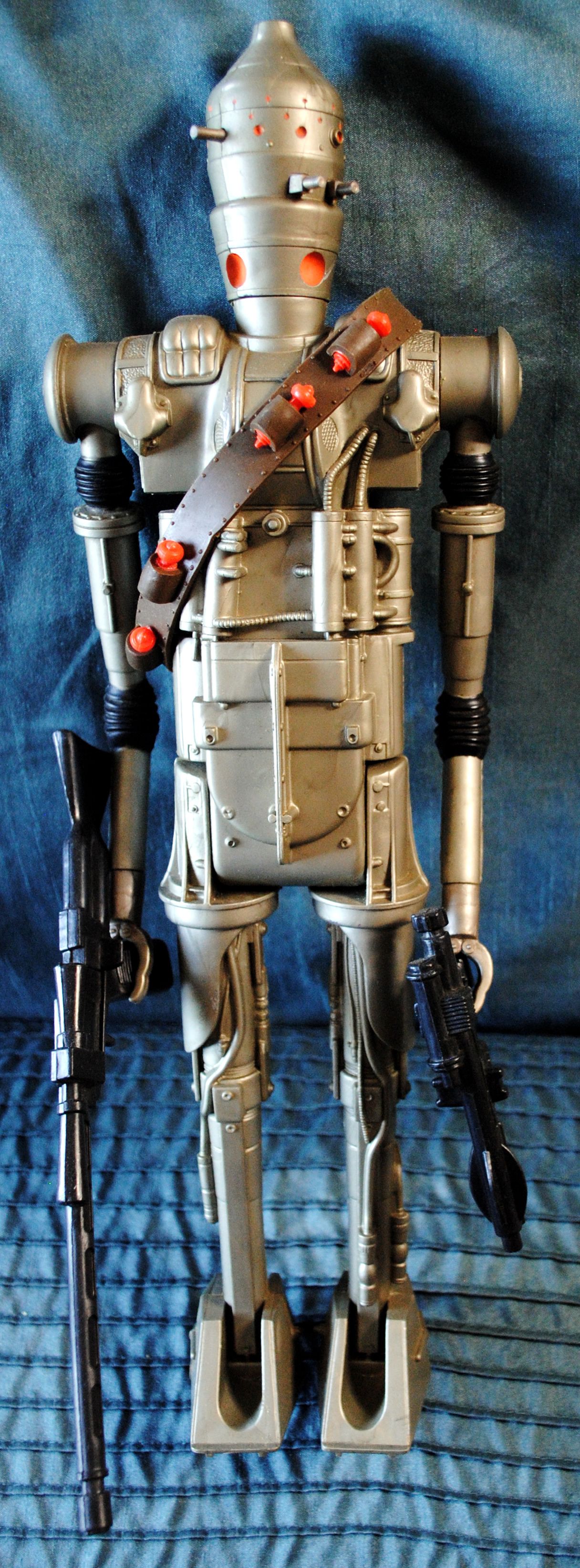 Green Arrow 1:6 Scale Deluxe Collector Figure