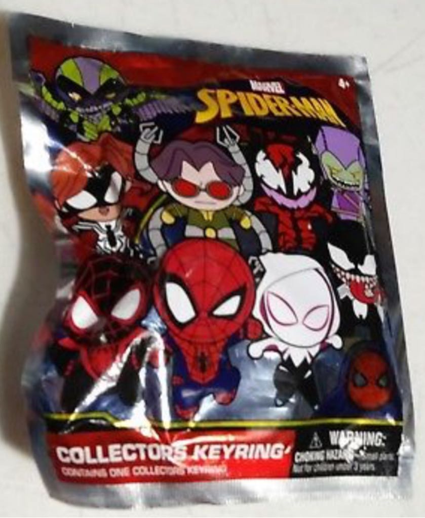 MARVEL SPIDER-MAN Collectors Keyring - Monogram International (Spider-Man) action figure collectible - Main Image 2