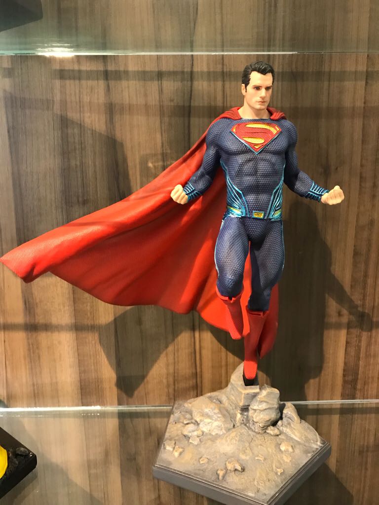 Superman - Iron Studios (Justice League) action figure collectible - Main Image 2