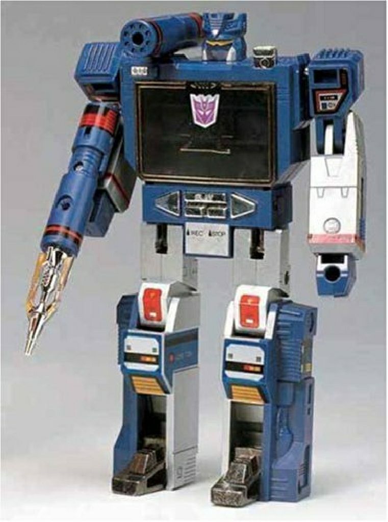 17 - Soundwave - Hasbro/Takara (G1 Transformers) action figure collectible - Main Image 2