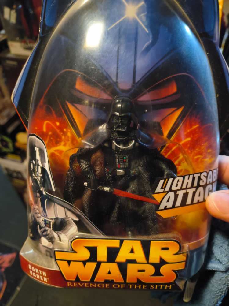 Darth Vader - Hasbro (Star Wars) action figure collectible [Barcode 076930852842] - Main Image 4