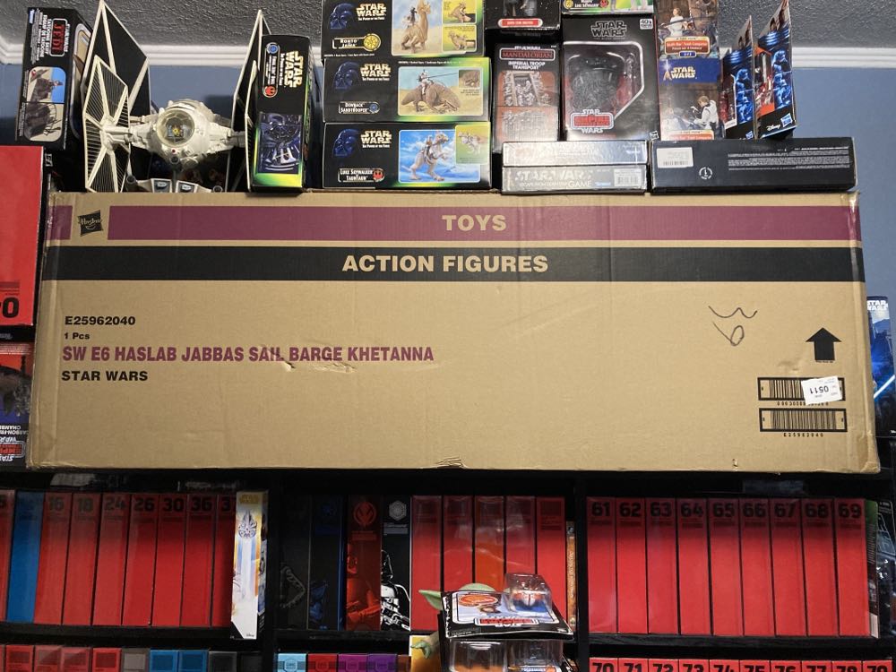 2019 Vintage Collection Jabba’s Sail Barge (The Khetanna)  action figure collectible - Main Image 2