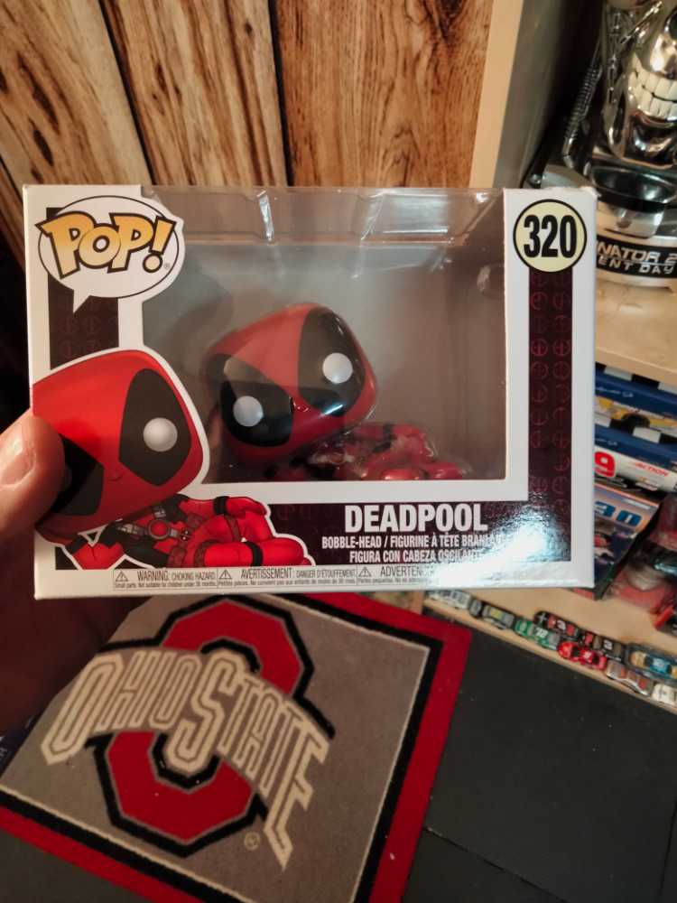 Deadpool - Funko Pop! #320 - Funko (Marvel Cinematic Universe) action figure collectible [Barcode 889698308502] - Main Image 3