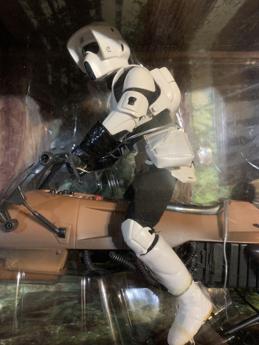 Speeder Bike With Scout Trooper - Hasbro (Star Wars: Return Of The Jedi) action figure collectible [Barcode 076930262955] - Main Image 2