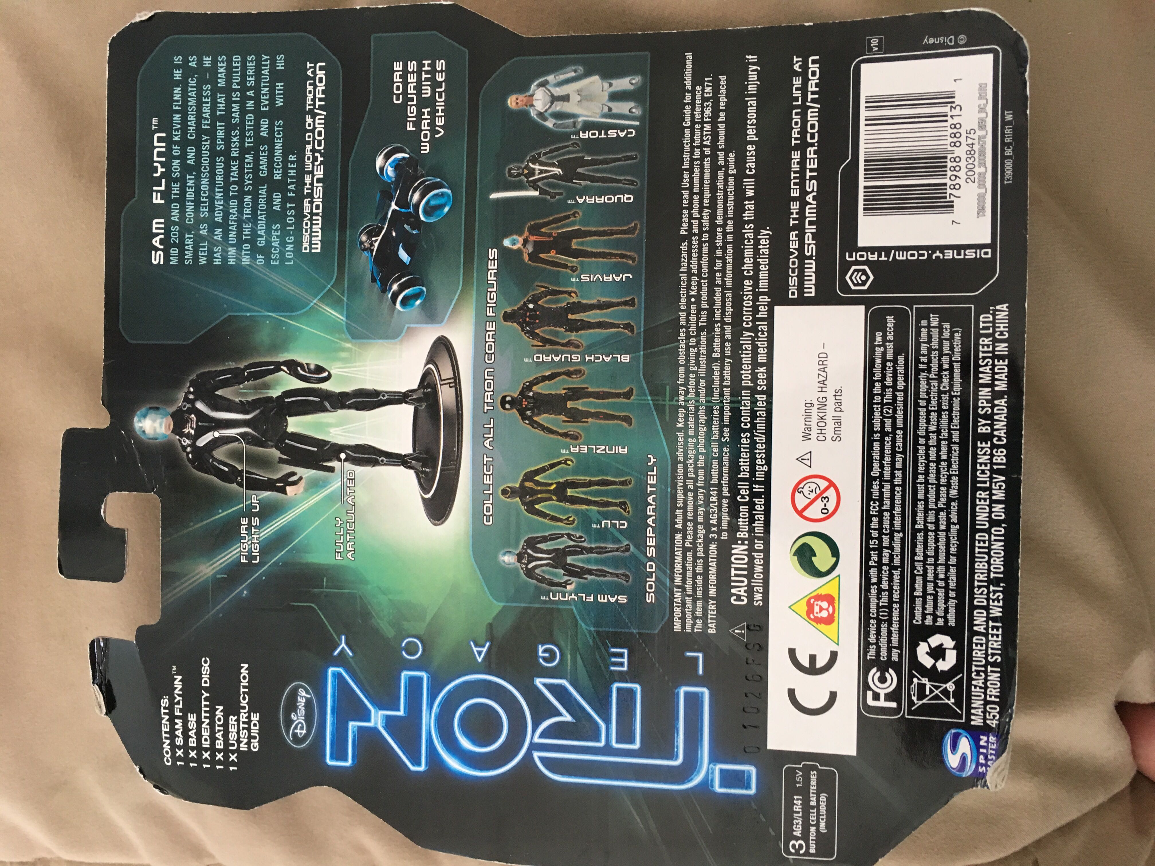 TRON: Legacy Sam Flynn - Spin Master (Tron) action figure collectible [Barcode 778988888131] - Main Image 2