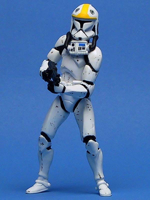 Clone Trooper Republic Gunship Pilot - Hasbro (Star Wars - Saga) action figure collectible [Barcode 076930849118] - Main Image 3