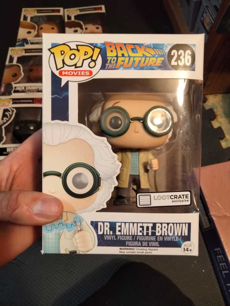 Dr. Emmett Brown - Funko (Funko Pop) action figure collectible [Barcode 849803064778] - Main Image 3