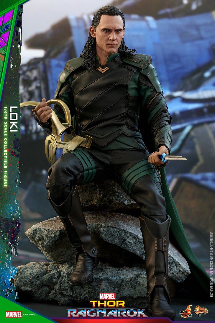 Loki - Hot Toys (Thor Ragnarok) action figure collectible - Main Image 3