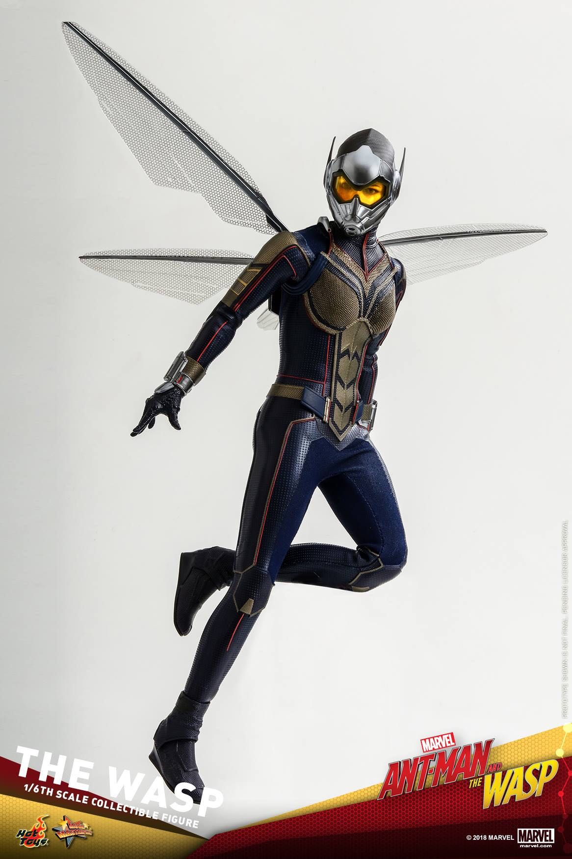 The Wasp - Hot Toys (Ant-Man And The Wasp) action figure collectible - Main Image 3