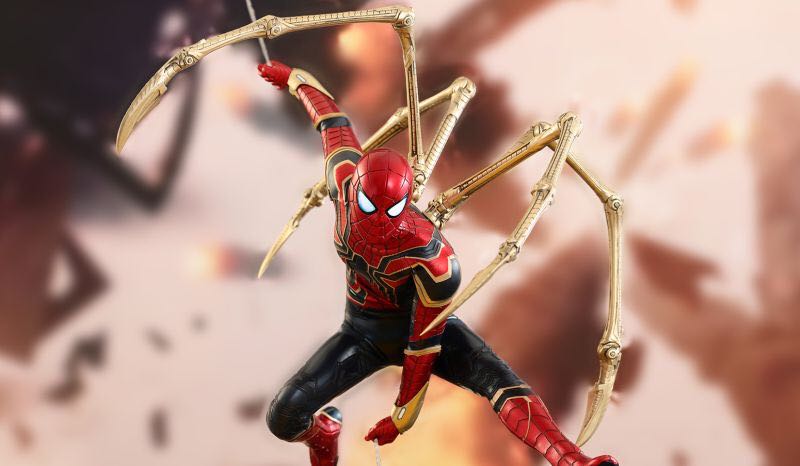 Iron Spider - Hot Toys (Avengers: Infinity War) action figure collectible - Main Image 2