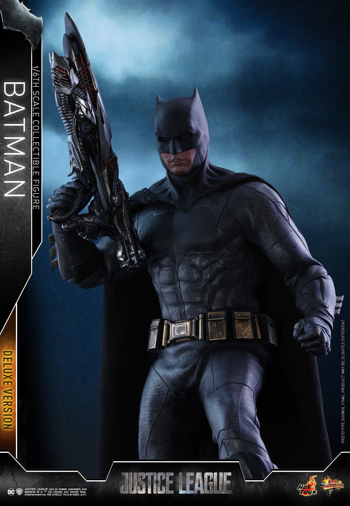 Batman - Hot Toys (Justice League) action figure collectible - Main Image 2