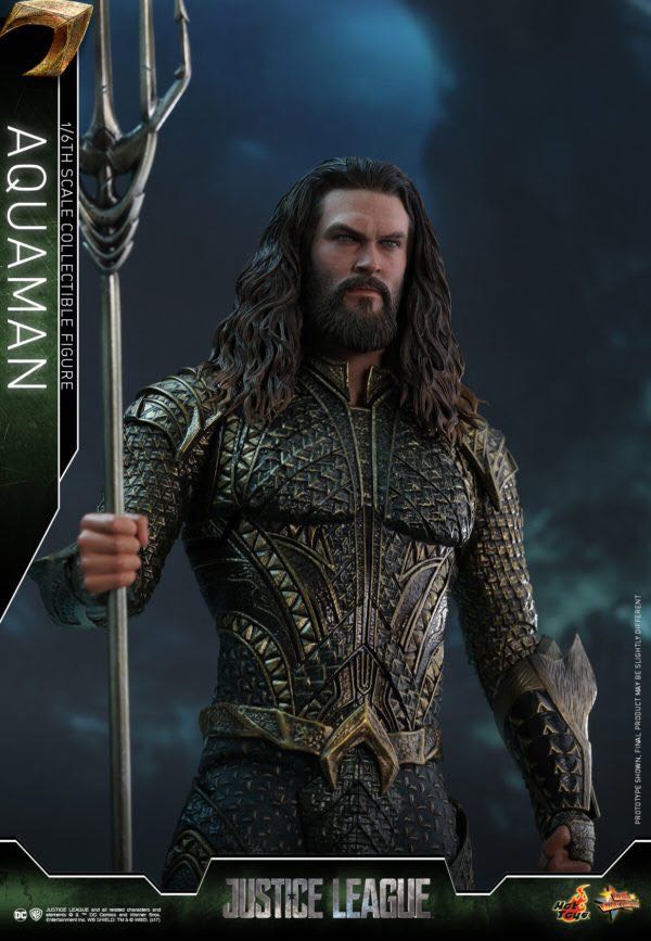 Aquaman - Hot Toys (Justice League) action figure collectible - Main Image 2