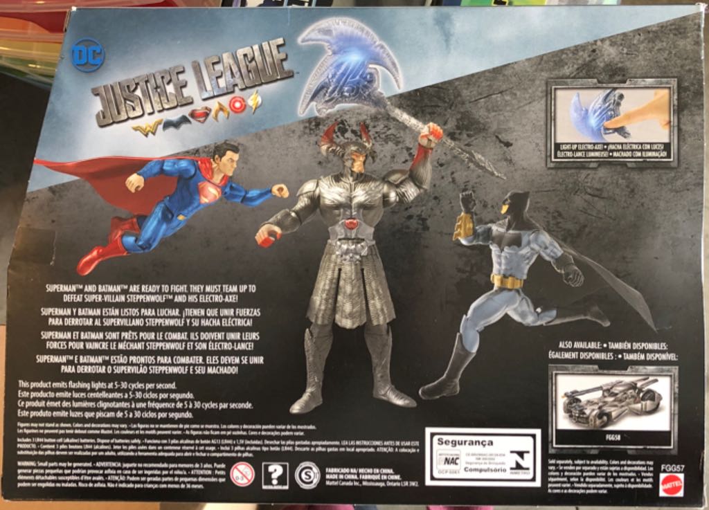 Superman, Batman, Steppenwolf - Mattel (Justice League) action figure collectible [Barcode 887961504354] - Main Image 2