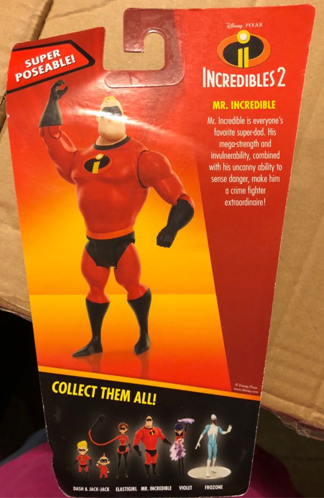 Incredibles 2 - Mr. Incredible, The - Jakks (Incredibles 2) action figure collectible [Barcode 039897748009] - Main Image 2
