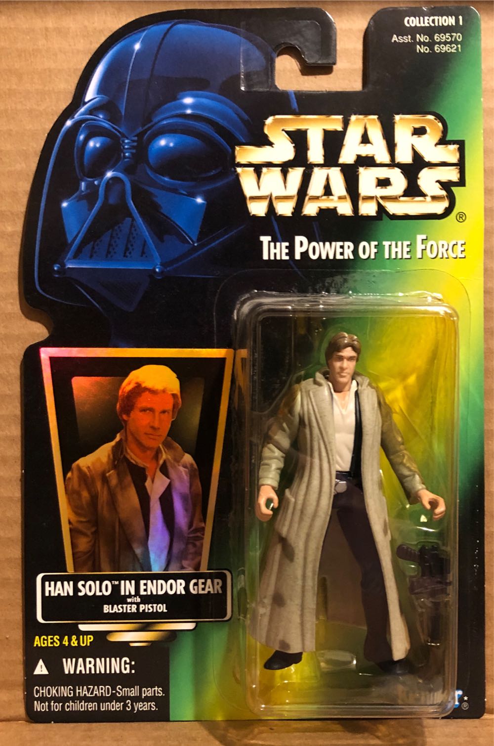 Han Solo in Endor Gear With Blaster Pistol - Kenner (Star Wars The Power Of The Force (Green Card)) action figure collectible [Barcode 076281696218] - Main Image 3