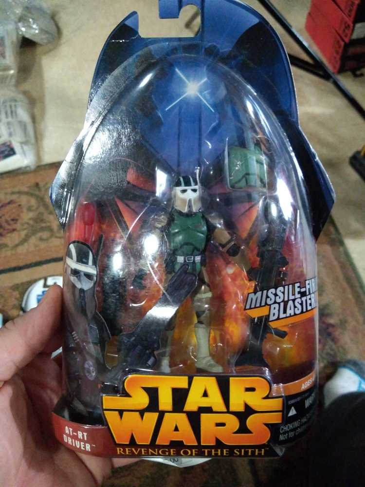 AT-RT Driver (Missile-Firing Blaster!) - Hasbro (Star Wars: Revenge of the Sith) action figure collectible [Barcode 653569063414] - Main Image 2