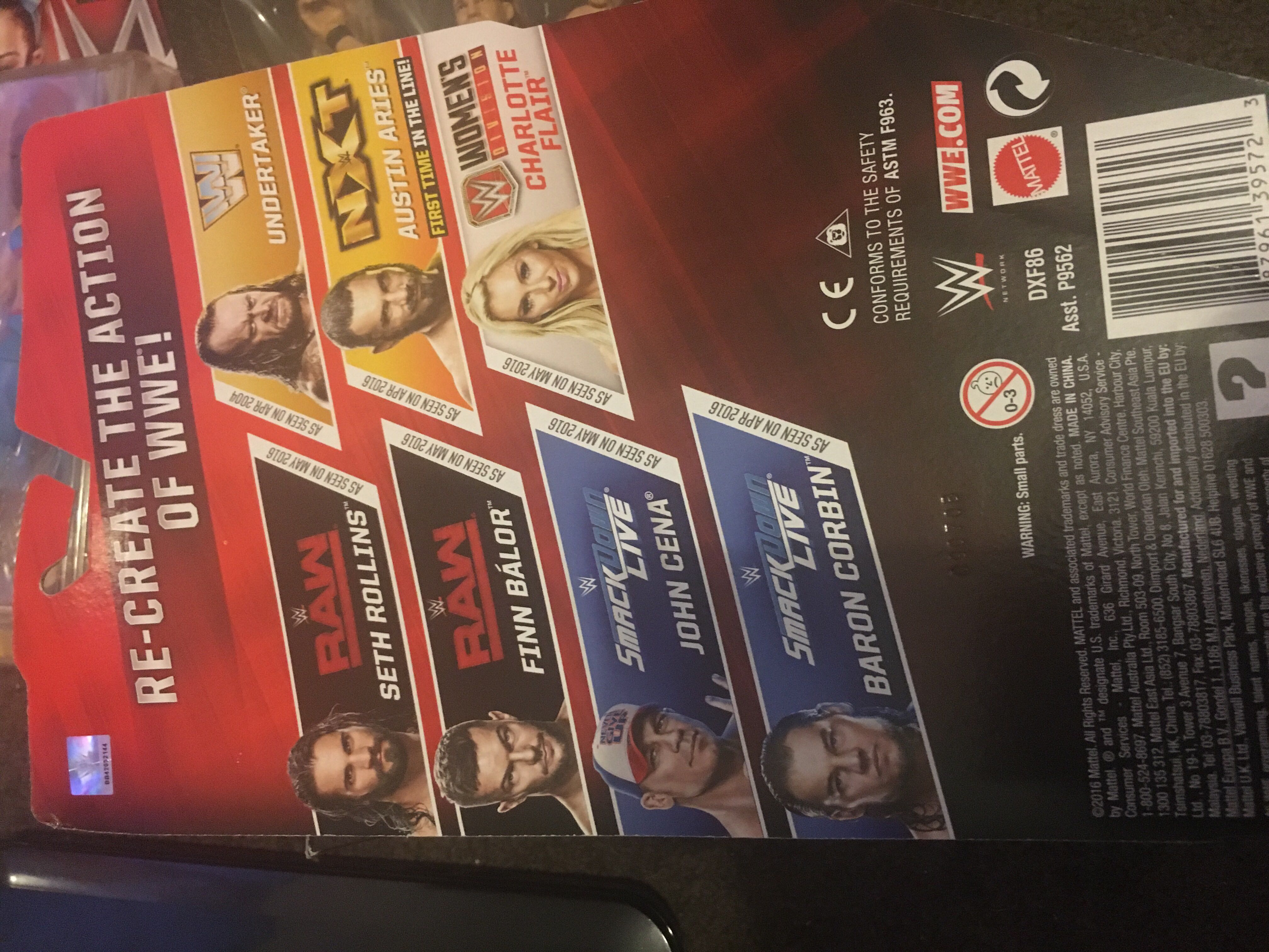 The Undertaker  (WWE Basic Mattel) action figure collectible [Barcode 887961395723] - Main Image 2