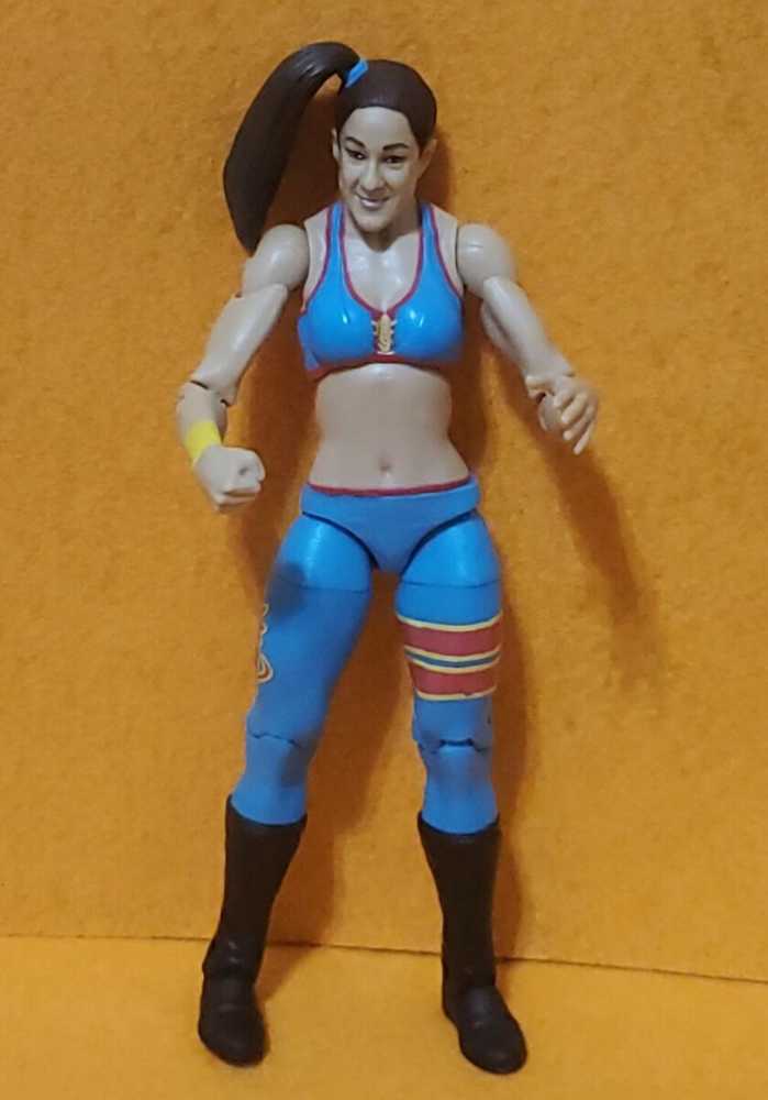 Bayley - Basic NXT Series (First In The Line) - Mattel Wwe (Wwe Wrestling) action figure collectible [Barcode 887961229752] - Main Image 4