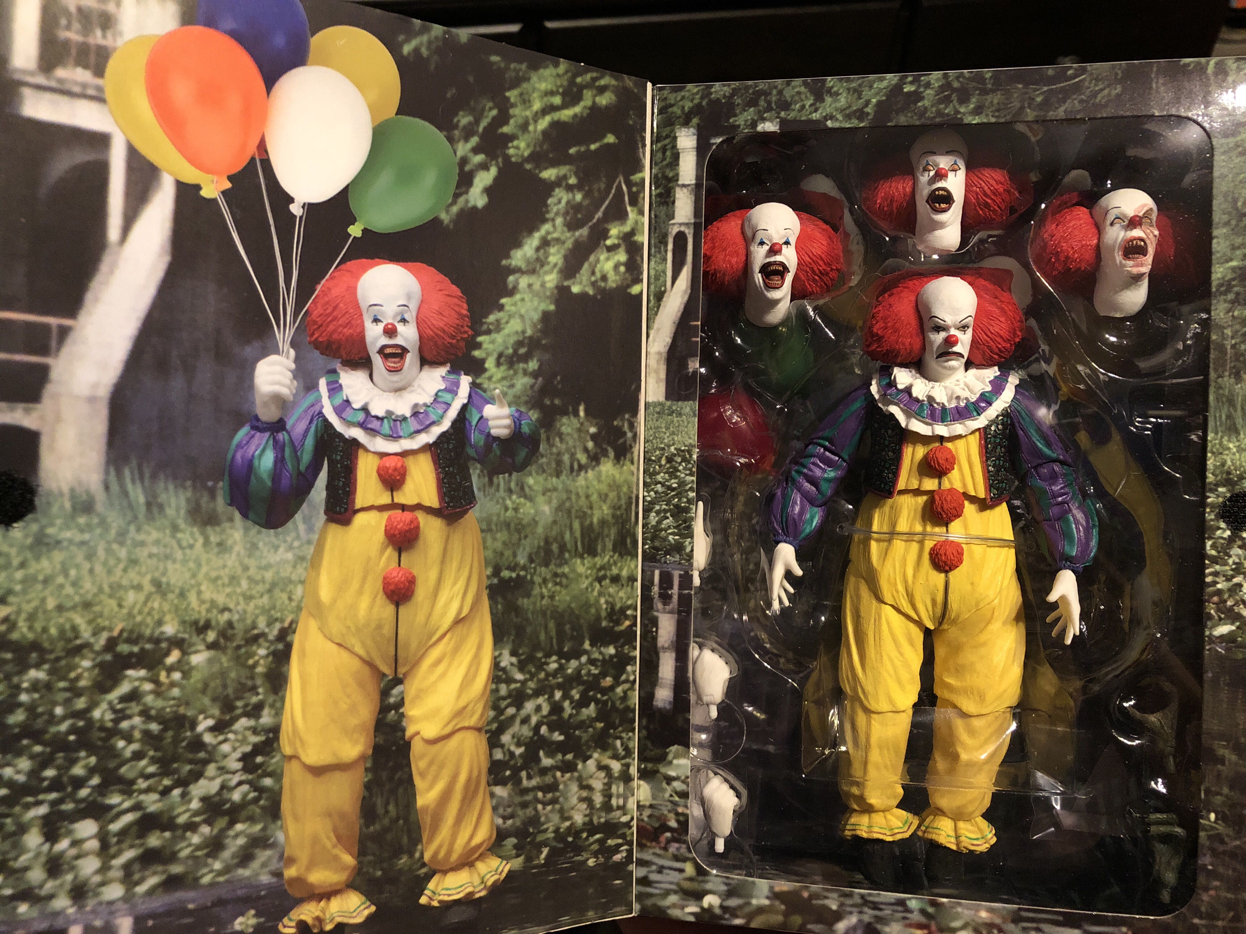 Ultimate Pennywise (IT - The Movie) - Neca (Steven King’s IT) action figure collectible [Barcode 634482454602] - Main Image 2