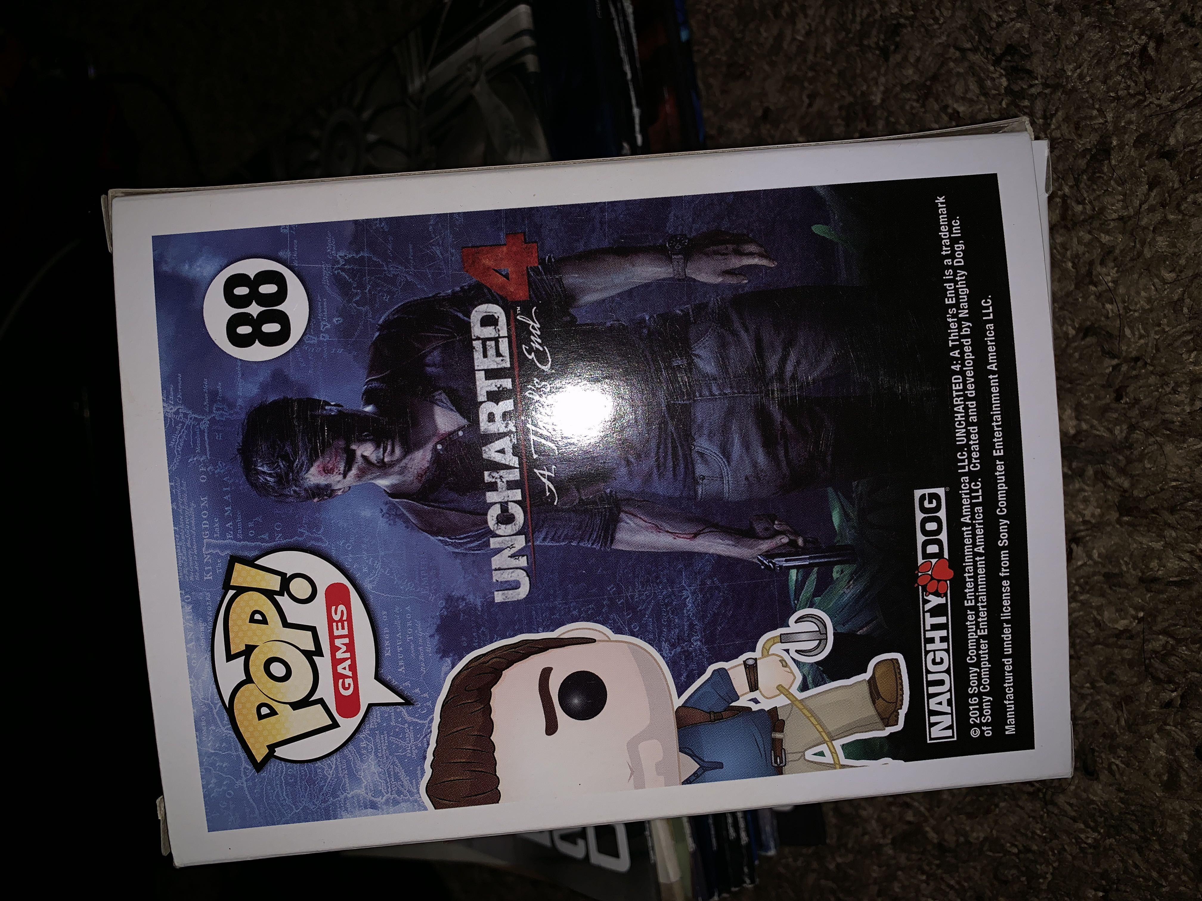 Nathan Drake  action figure collectible [Barcode 849803086367] - Main Image 2