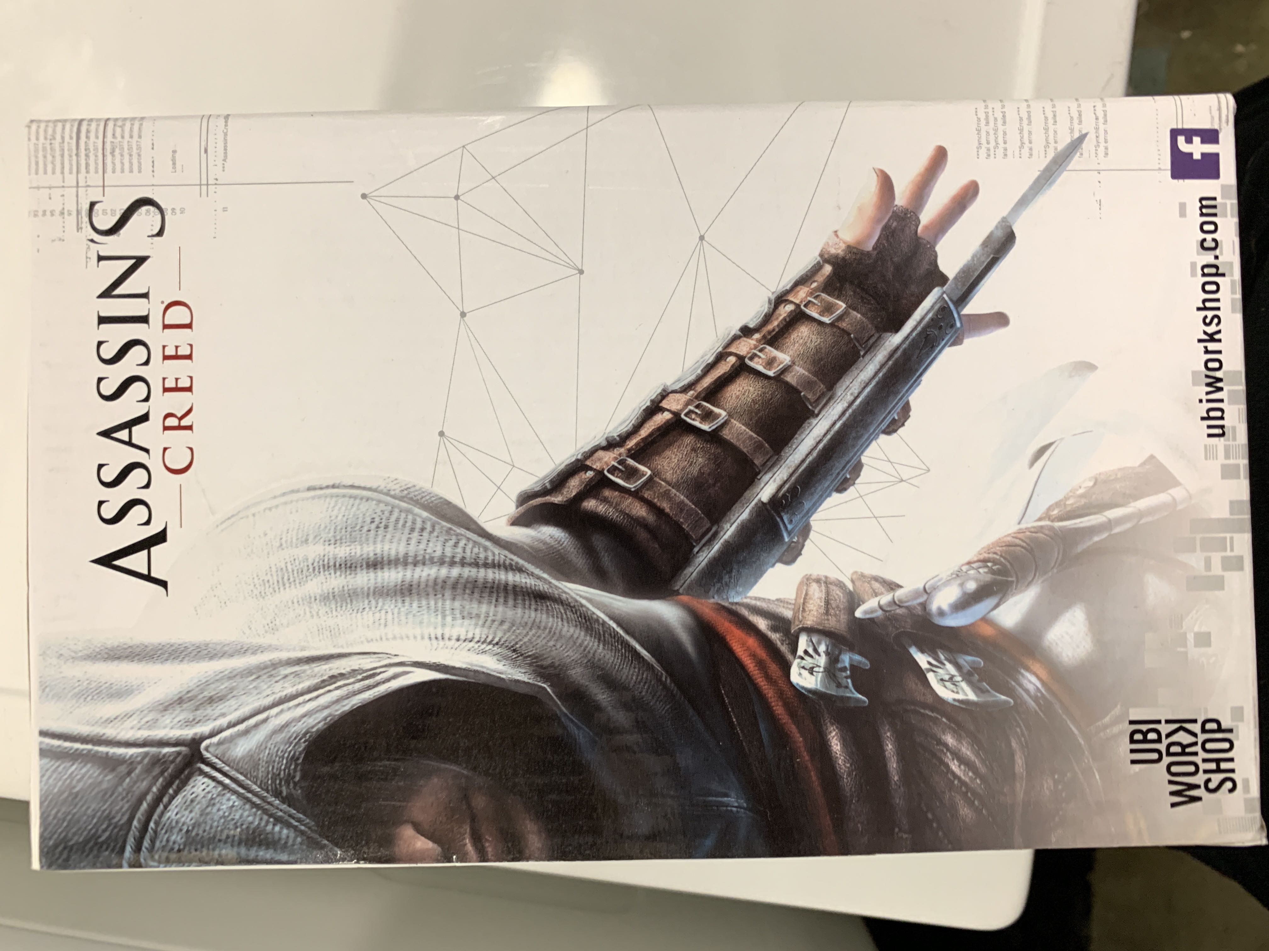Assassin’s Creed Altair Bust - Ubicollectibles action figure collectible - Main Image 3