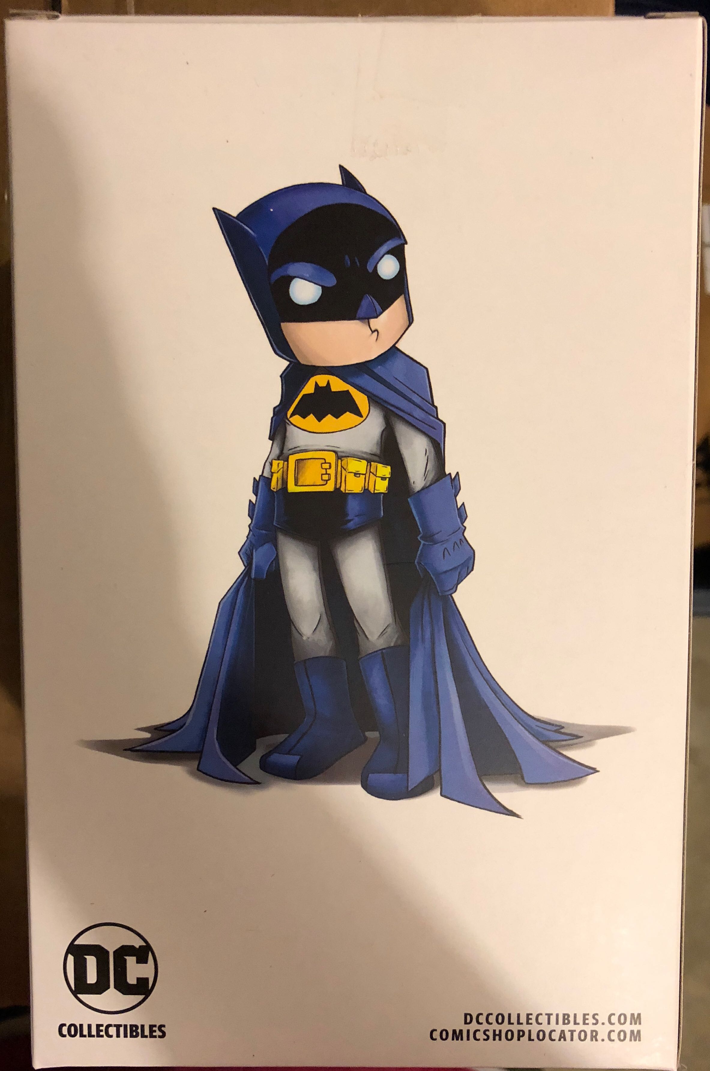 Batman (Red Eyes)  action figure collectible [Barcode 761941356389] - Main Image 2