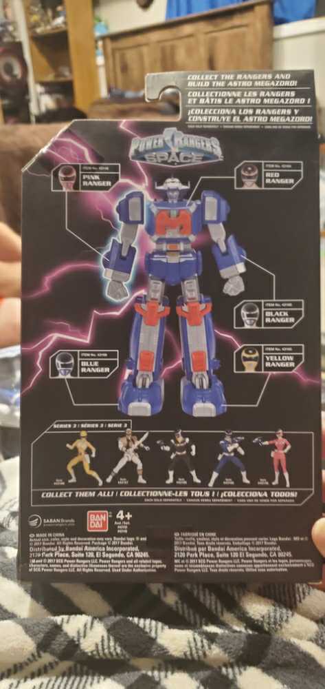 Legacy Collection Pink Ranger - Bandai (Power Rangers Space) action figure collectible [Barcode 045557431464] - Main Image 2