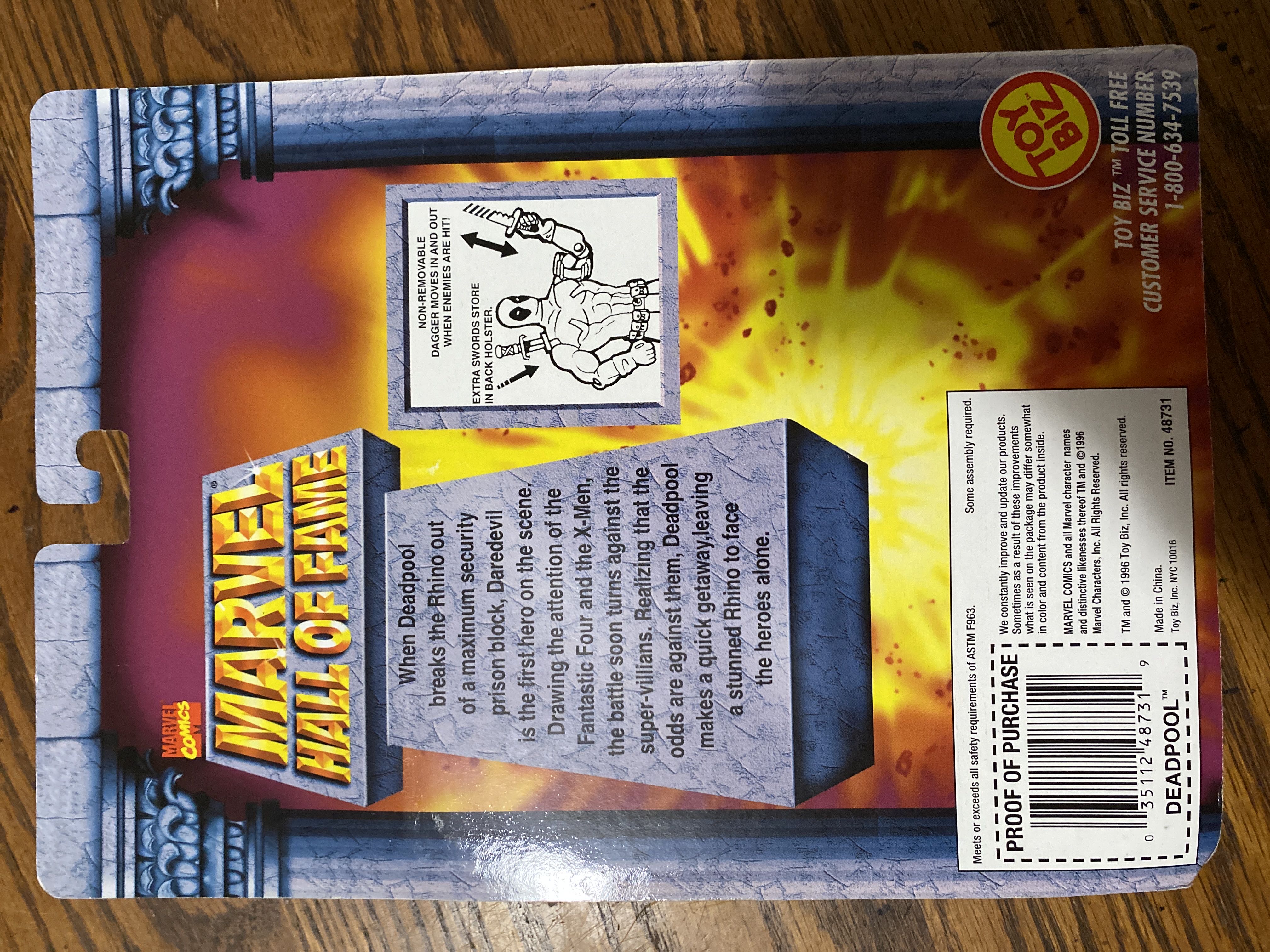 Marvel Hall of Fame - Toybiz (Deadpool) action figure collectible [Barcode 035112487319] - Main Image 2