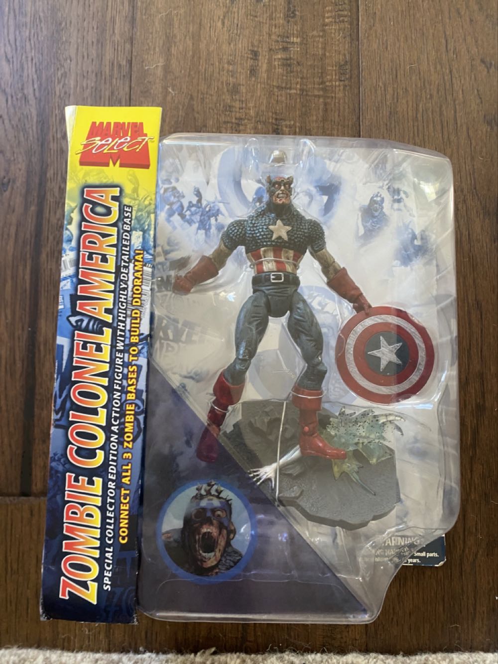 Marvel Select Zombie Colonel America - Diamond Select Toys (Marvel Select) action figure collectible [Barcode 699788108093] - Main Image 2