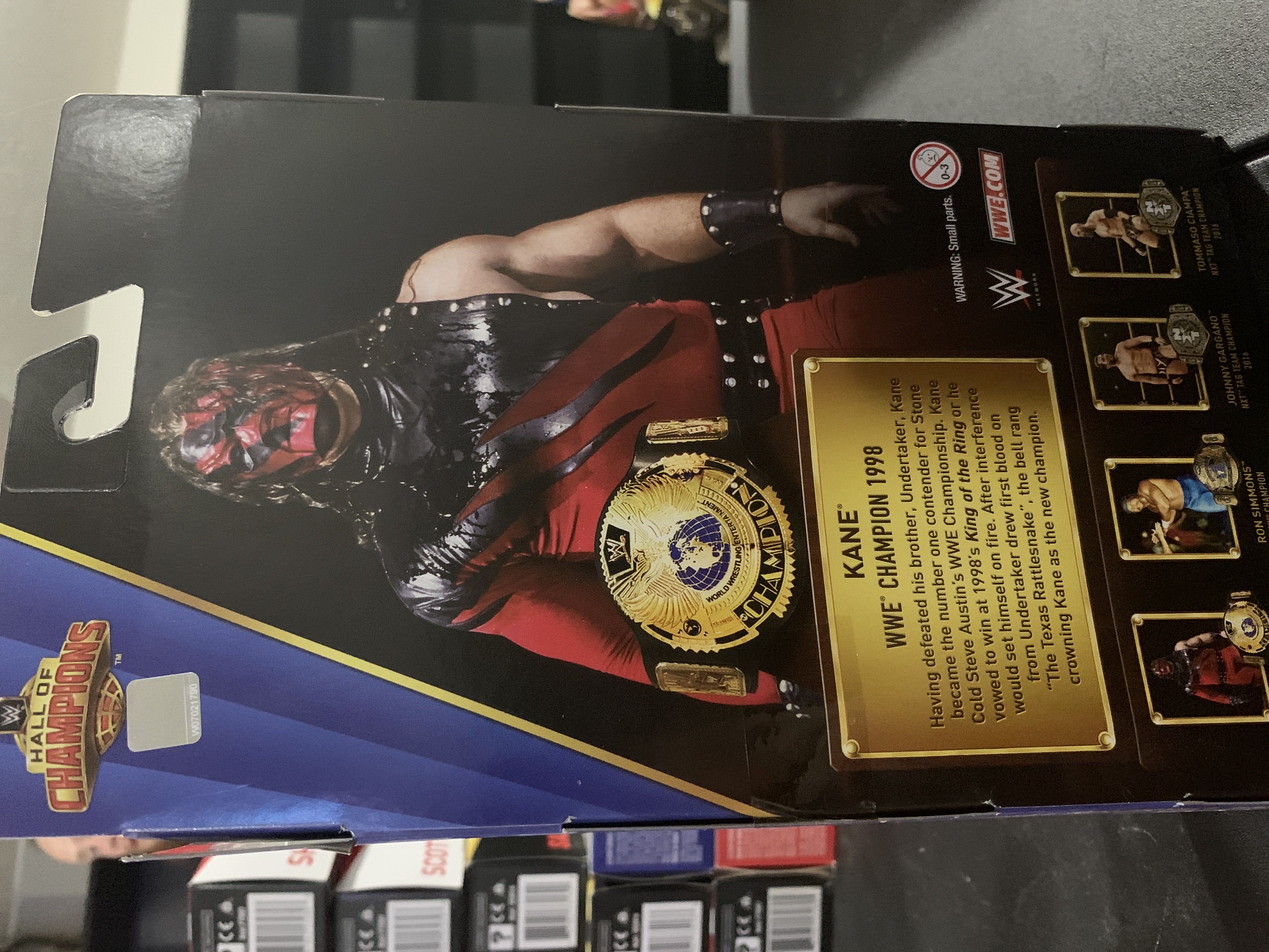Kane - Mattel (WWE Elite Collection) action figure collectible [Barcode 887961640878] - Main Image 2
