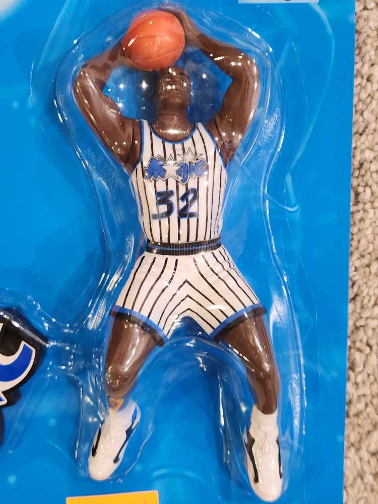 Shaquille • Overhead Smash - Kenner (Shaq Attaq) action figure collectible [Barcode 076281612027] - Main Image 3