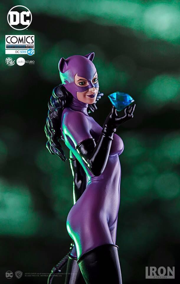 Catwoman Iron Studios - Iron Studios (DC Comics Series 2) action figure collectible - Main Image 3