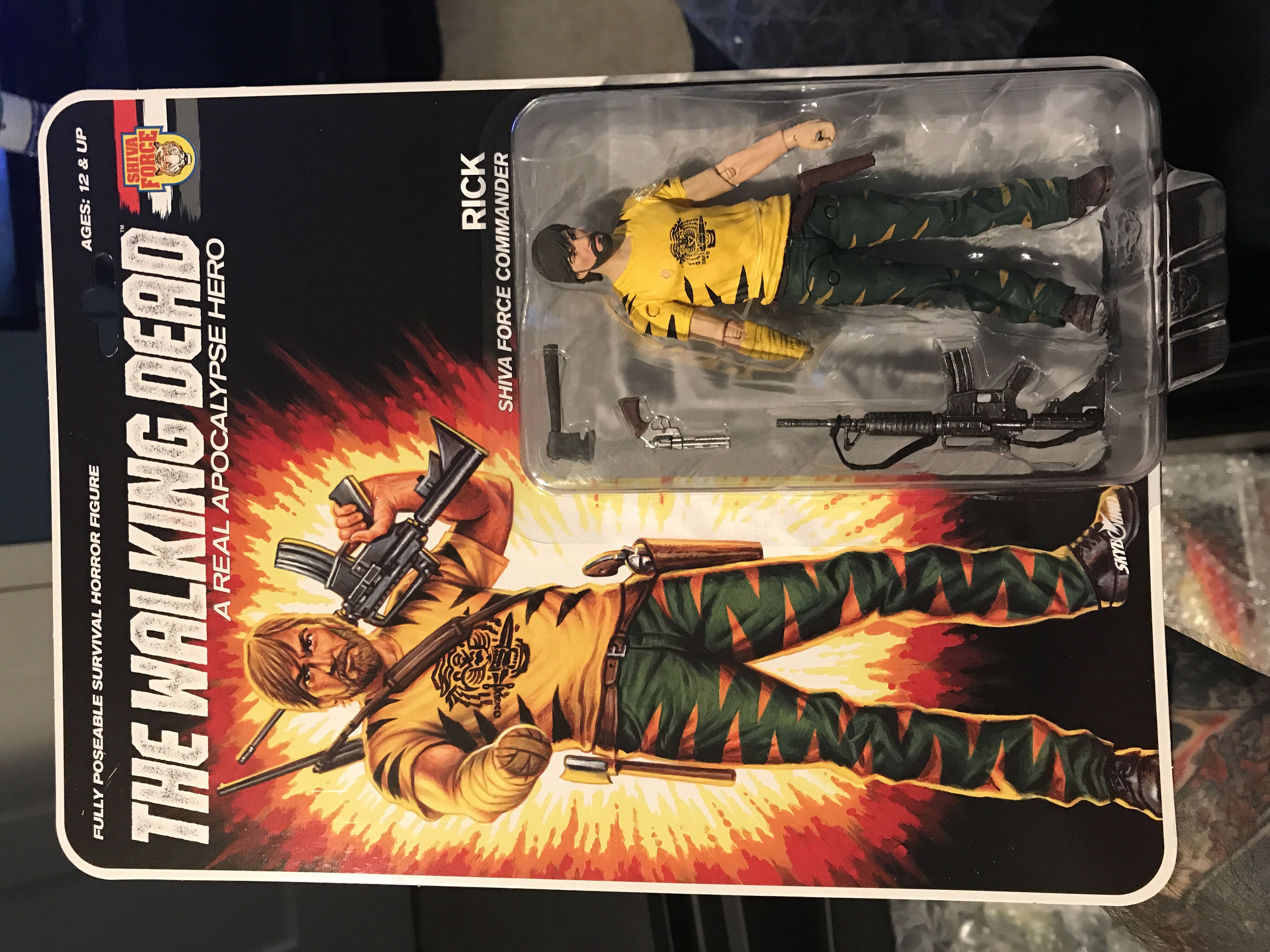 Lucille Patrol Rick Grimes - Mcfarlane (The Walking Dead) action figure collectible [Barcode 787926147414] - Main Image 1
