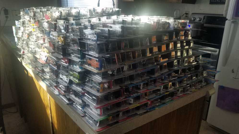 Hot Wheels - Carded General Population Mega Lot  action figure collectible - Main Image 2