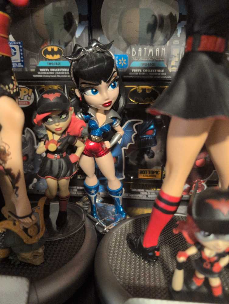 Rising Stars: Critical Maas White Variant