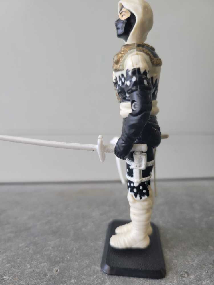 Storm Shadow [v3 - Ninja Force] - Hasbro (G.I. Joe - A Real American Hero) action figure collectible - Main Image 4