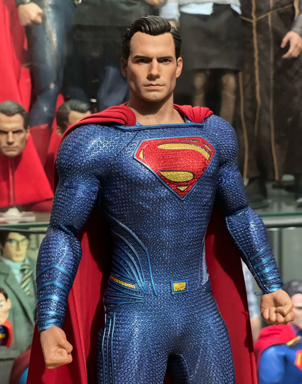 Superman : Henry Cavill - Hot Toys (DC Movies) action figure collectible - Main Image 2