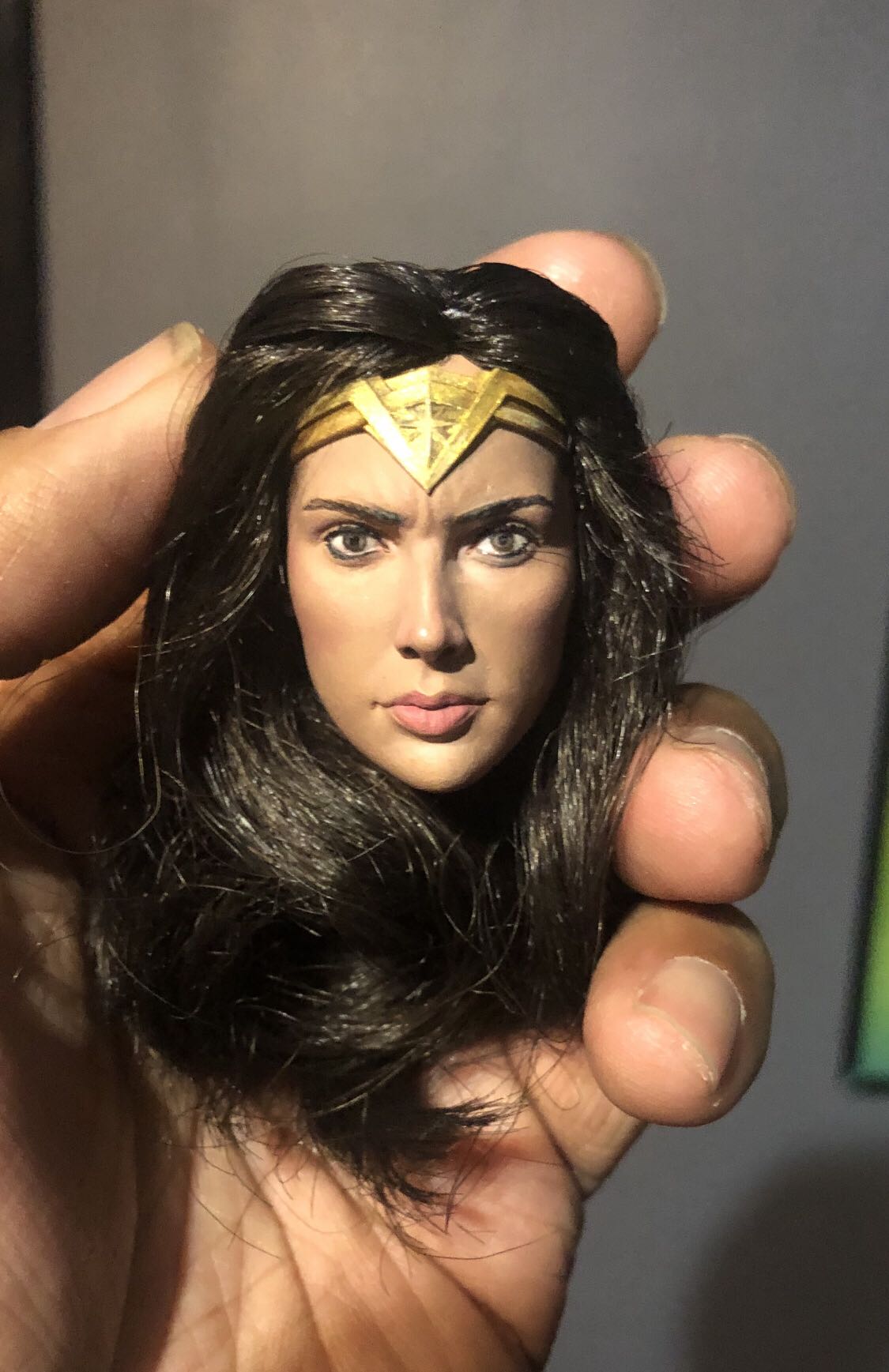 Wonder Woman : Comic Book - Custom (DC Comics - Super Heroes) action figure collectible - Main Image 3