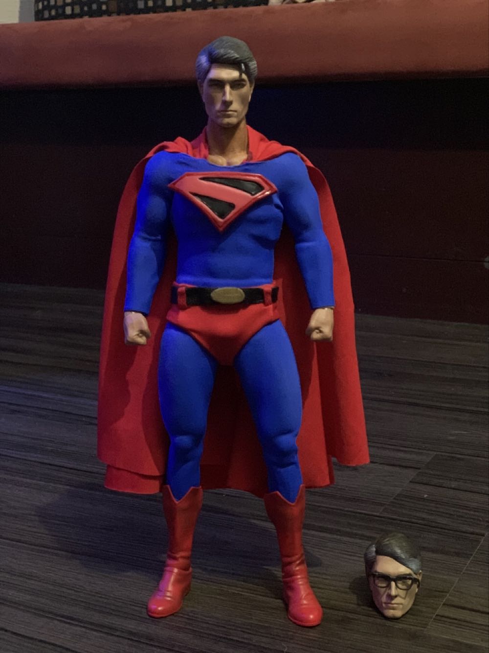 Superman : Comic Version - Custom (DC Comics - Super Heroes) action figure collectible - Main Image 2