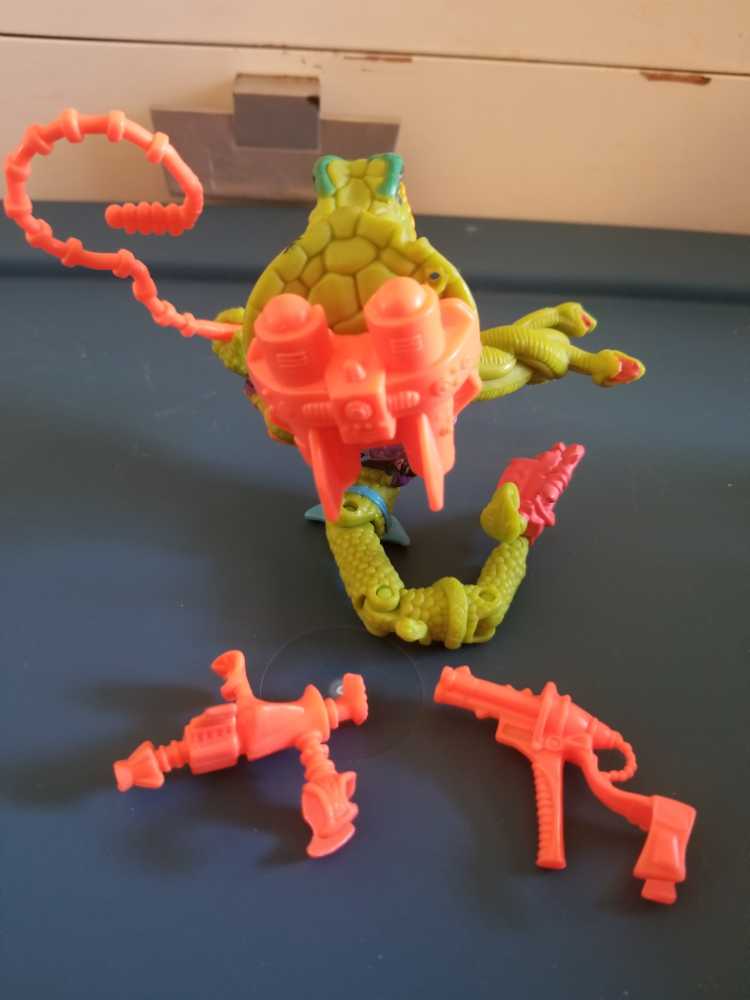 TMNT Loose Scale Tail Snake Complete  - Playmates Toys (Teenage Mutant Ninja Turtles) action figure collectible - Main Image 3